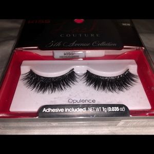 KISS eyelashes strips